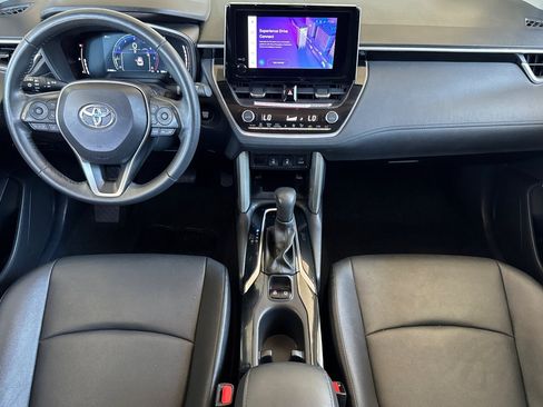 Used 2024 Toyota Corolla Cross XLE FWD image 16