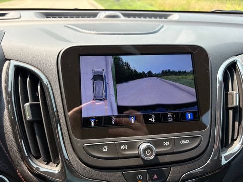 Used 2023 Chevrolet Equinox RS w/ RS Leather Package FWD image 26