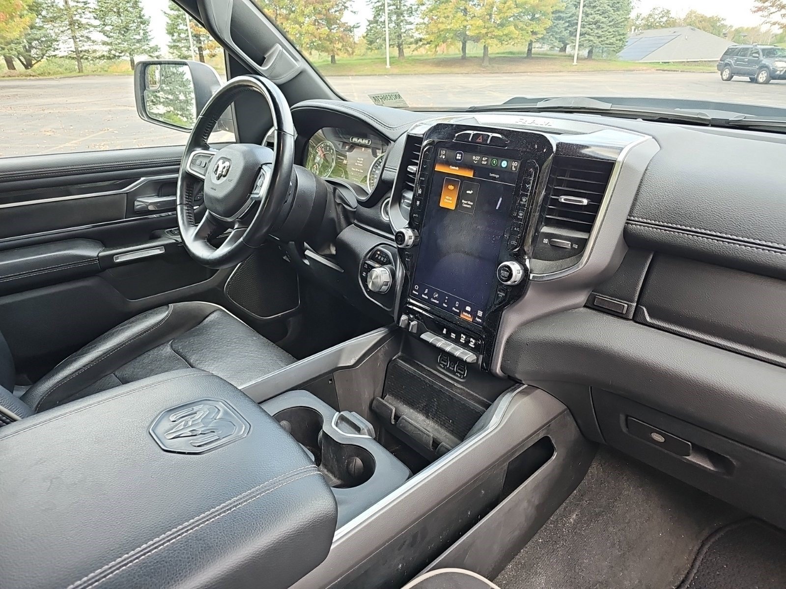 Used 2022 RAM 1500 Laramie w/ Sport Appearance Package AWD/4WD image 13
