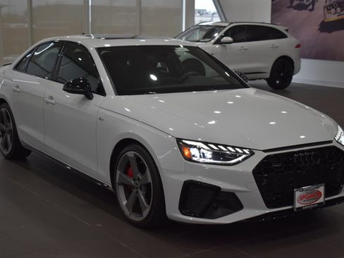 Used 2023 Audi A4 2.0T Premium Plus w/ Premium Plus Package image 4