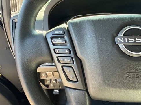 Used 2025 Nissan Frontier S AWD/4WD image 16