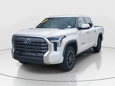 Used 2024 Toyota Tundra Limited w/ Power Package AWD/4WD image 6