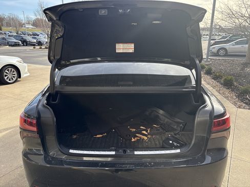 Used 2021 Lexus LS 500 AWD image 32