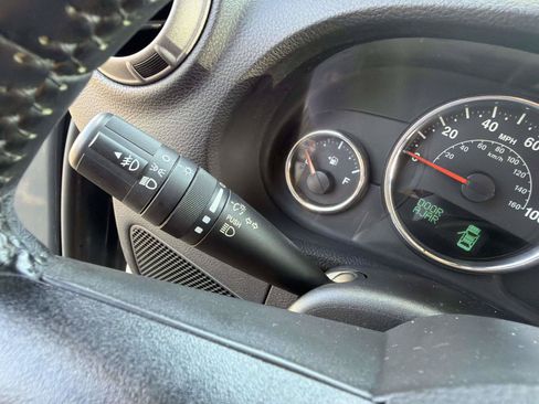 Used 2018 Jeep Wrangler Unlimited Sport S AWD/4WD image 29