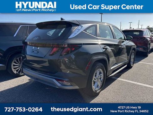Used 2026 Hyundai Tucson SE image 3