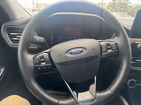 Used 2026 Ford Escape Active w/ Cold Weather Package image 9