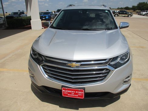 Used 2018 Chevrolet Equinox Premier FWD image 11