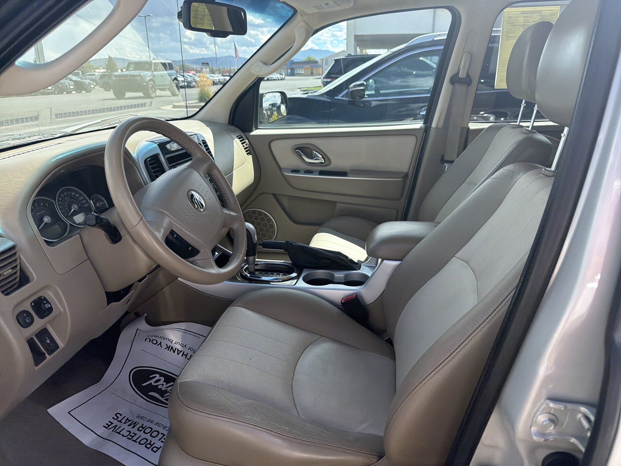 Used 2007 Mercury Mariner Luxury AWD/4WD image 9