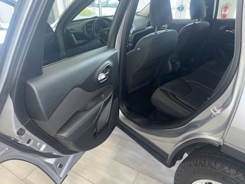 Used 2016 Jeep Cherokee Latitude image 26