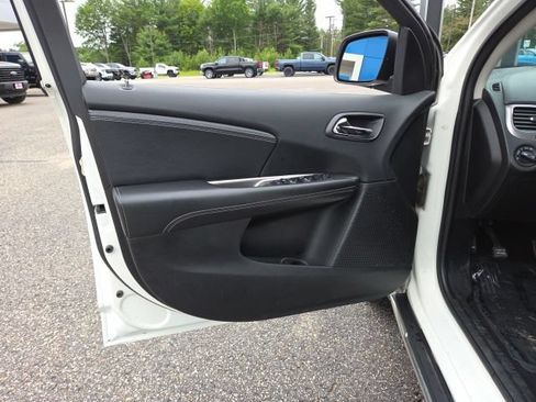 Used 2018 Dodge Journey Crossroad AWD/4WD image 37
