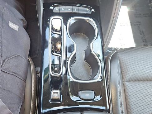Certified 2023 Buick Envision Essence AWD/4WD image 19