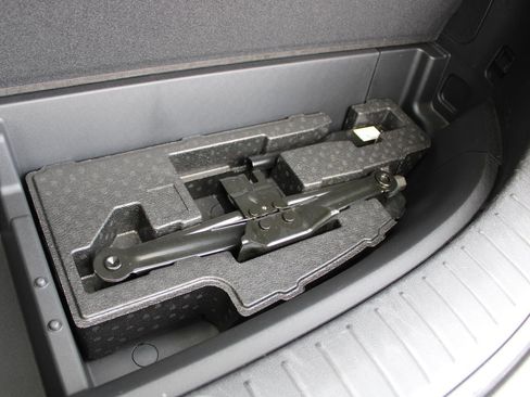 Used 2023 Hyundai Santa Fe SEL image 30