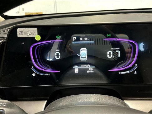 Used 2025 Kia Sportage EX FWD image 26