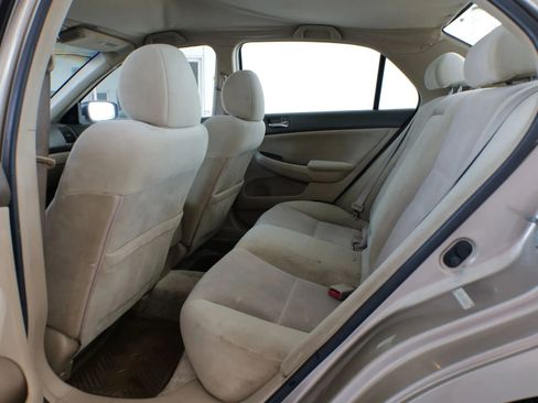 Used 2004 Honda Accord LX image 18