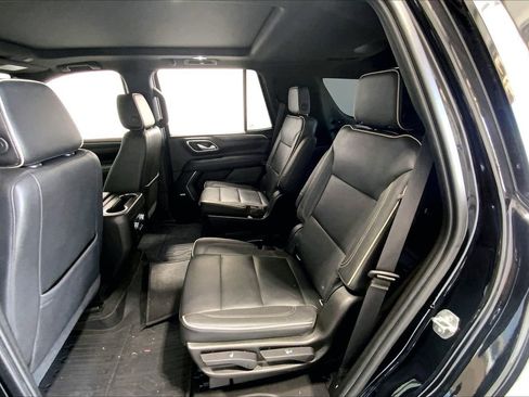 Used 2021 GMC Yukon SLT w/ SLT Luxury Package RWD image 24