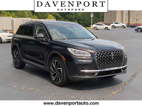 Used 2023 Lincoln Corsair Reserve w/ Equipment Group 201A FWD image 1