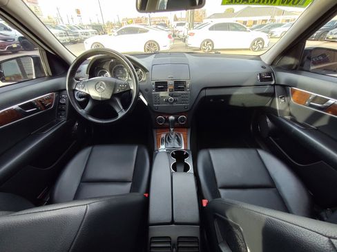 Used 2010 Mercedes-Benz C 300 Sedan image 29
