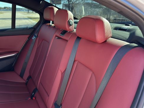 Used 2023 BMW M340i w/ Premium Package image 19