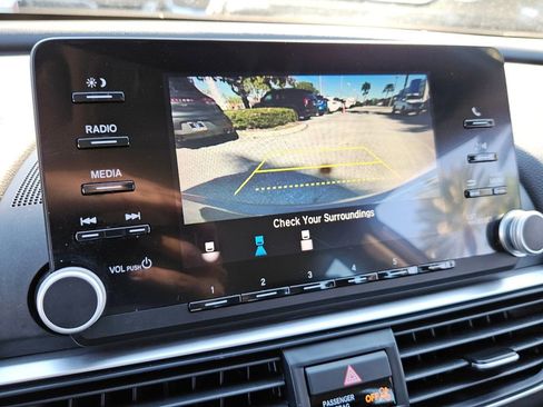 Used 2020 Honda Accord LX image 27