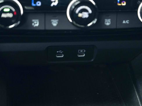 Used 2023 Honda Accord Sport image 34