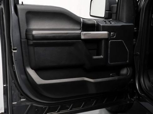 Used 2018 Ford F150 Platinum w/ Equipment Group 701A Luxury AWD/4WD image 44