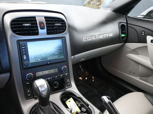 Used 2007 Chevrolet Corvette Convertible w/ Preferred Equipment Group RWD image 15