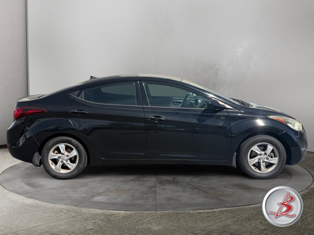 Used 2015 Hyundai Elantra SE FWD image 8