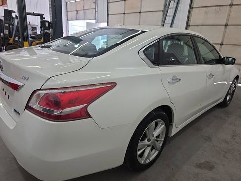 Used 2013 Nissan Altima 2.5 SV image 14