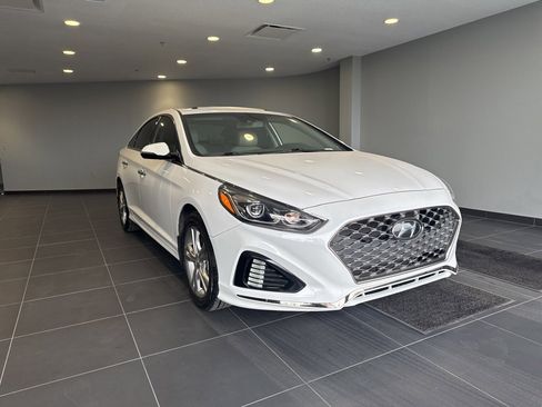 Used 2019 Hyundai Sonata Limited image 3
