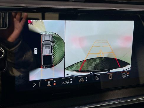 Used 2025 GMC Sierra 1500 Denali image 13