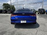 Used 2023 Hyundai Elantra SEL w/ Convenience Package image 5