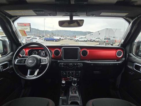 Used 2021 Jeep Wrangler Unlimited Rubicon w/ Uconnect 4C Nav & Sound Group image 15
