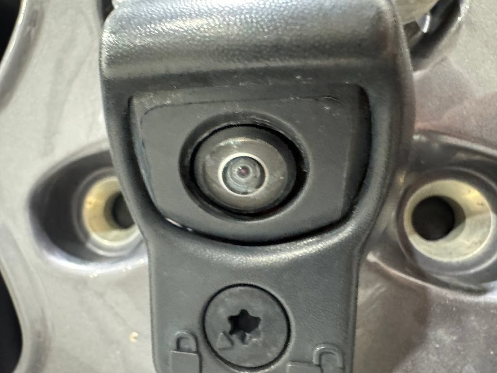 Used 2021 Jeep Wrangler Unlimited Sahara w/ Uconnect 4C Nav & Sound Group AWD/4WD image 23