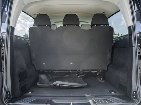 Used 2018 Mercedes-Benz Metris Passenger image 8