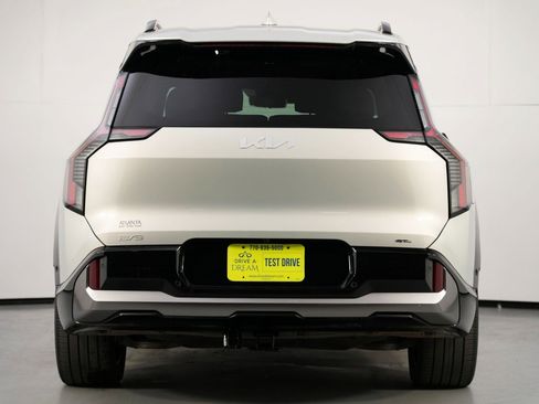 Used 2024 Kia EV9 GT-Line image 11