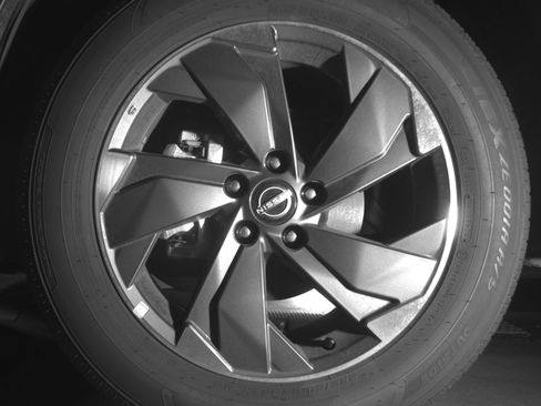 Used 2025 Nissan Rogue SV FWD image 12