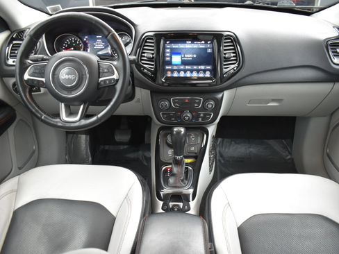 Used 2019 Jeep Compass Limited w/ Advanced Safety Group image 14