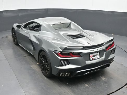 Used 2023 Chevrolet Corvette Stingray Premium Conv w/ Z51 Performance Package image 44