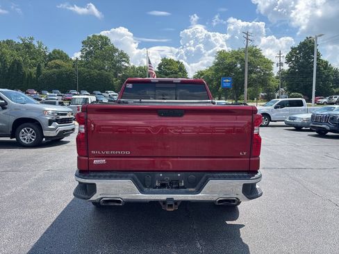 Used 2021 Chevrolet Silverado 1500 LT AWD/4WD image 3