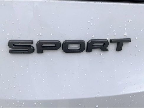 Used 2024 Land Rover Range Rover Sport SE AWD/4WD image 32