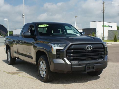Used 2024 Toyota Tundra SR5 w/ SR5 Premium Package AWD/4WD image 2