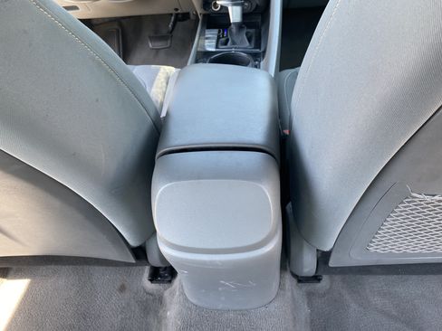 Used 2022 Hyundai Elantra SEL w/ Convenience + Premium Package FWD image 19