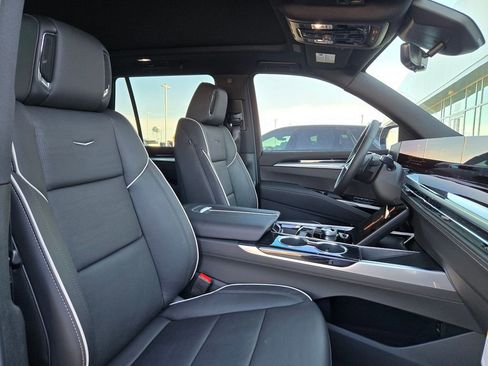 New 2026 Cadillac Escalade Sport w/ Touring Package image 30