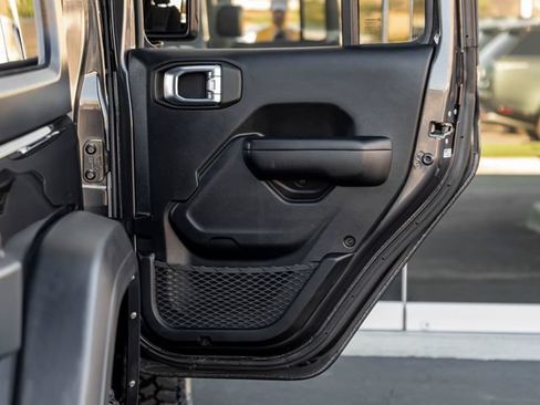 Used 2021 Jeep Wrangler Unlimited Sport AWD/4WD image 30