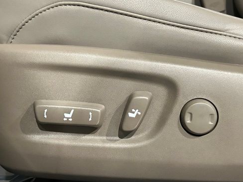 Used 2023 Lexus GX 460 Premium AWD/4WD image 42