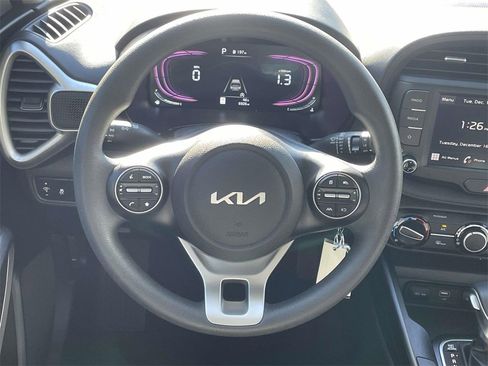Used 2024 Kia Soul LX w/ Option Group 015 image 12