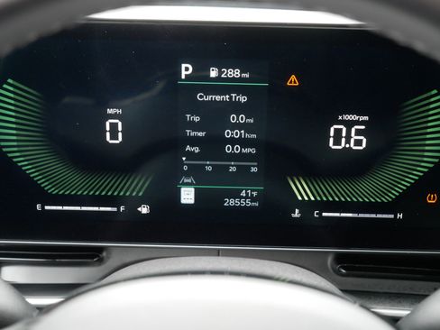 Certified 2025 Kia Carnival LXS image 21