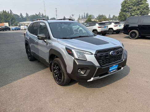 Used 2024 Subaru Forester Wilderness w/ Convenience Package AWD/4WD image 7