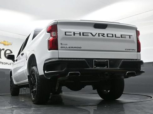 Used 2023 Chevrolet Silverado 1500 Custom Trail Boss AWD/4WD image 70
