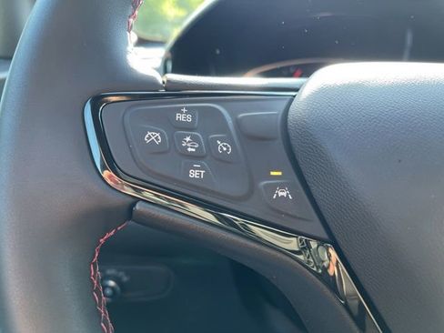 Used 2024 Chevrolet Equinox RS w/ LPO, Floor Liner Package FWD image 7